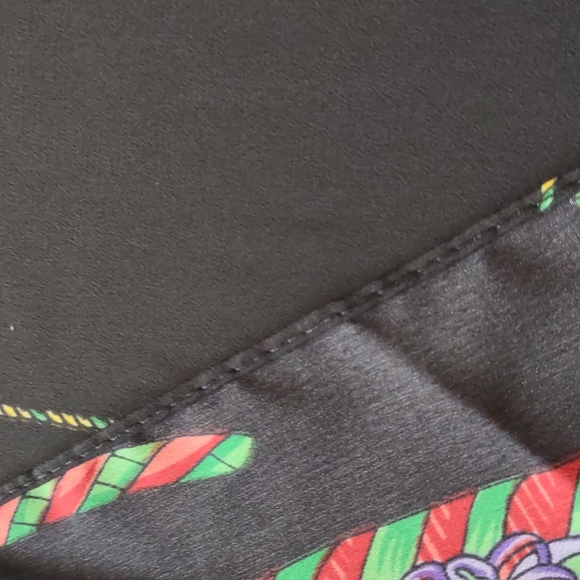 Doncaster Tassel Print Scarf - Picture 6 of 6